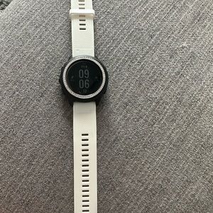 COPY - Garmin 955! In great shape and has diamonds on it!